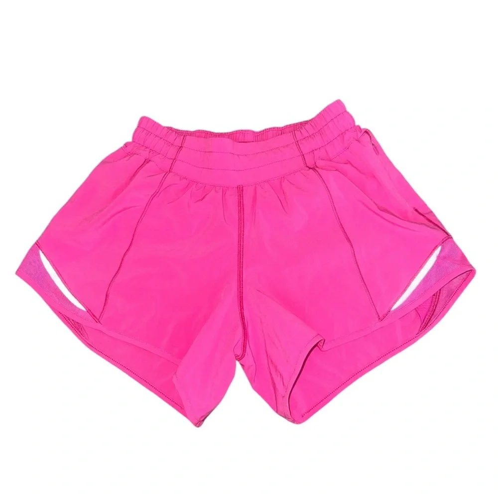 EUC Lululemon Women’s Hotty Hot High-Rise Lined Short 4” Sonic Pink Size 2 - Picture 1 of 4